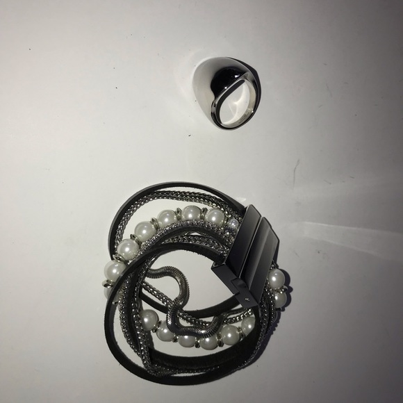 Large dome ring size 8 - Picture 4 of 8